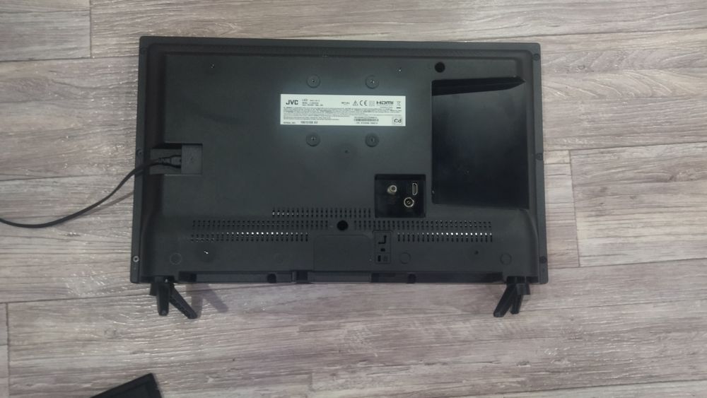 Продам LED TV JVC 24 дюйма на запчастини.