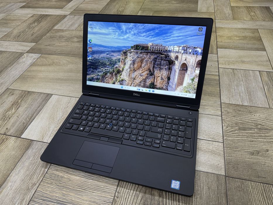 Потужний ноутбук Dell 5590 Nvidia i7 8 gen 16/256GB (512Gb)
