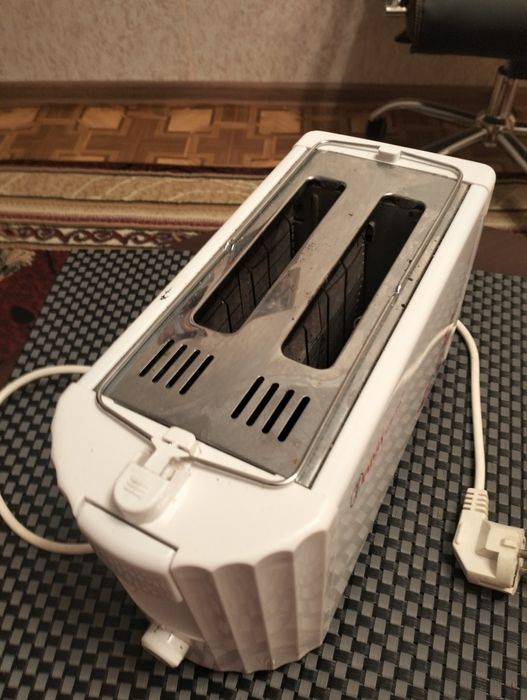 Тостер First. ( Австрия)