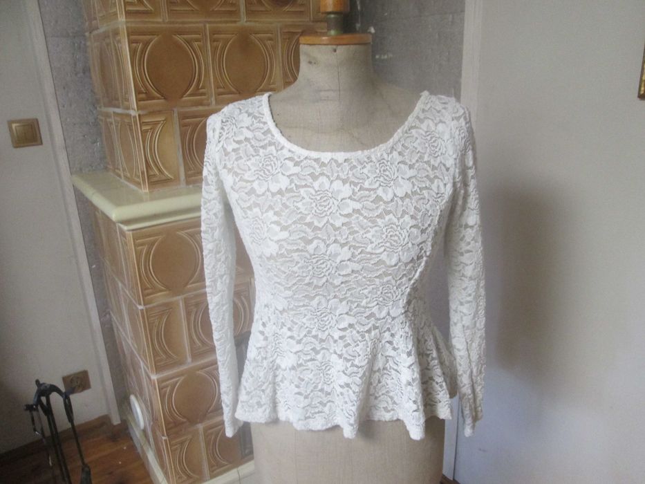 biała, koronkowa bluzka