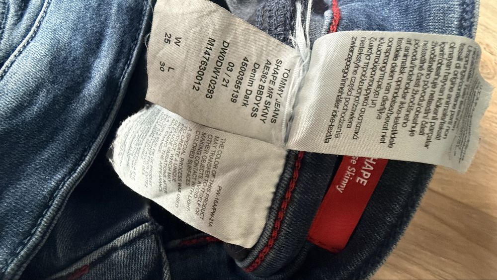 Jeansy Tommy Hilfiger