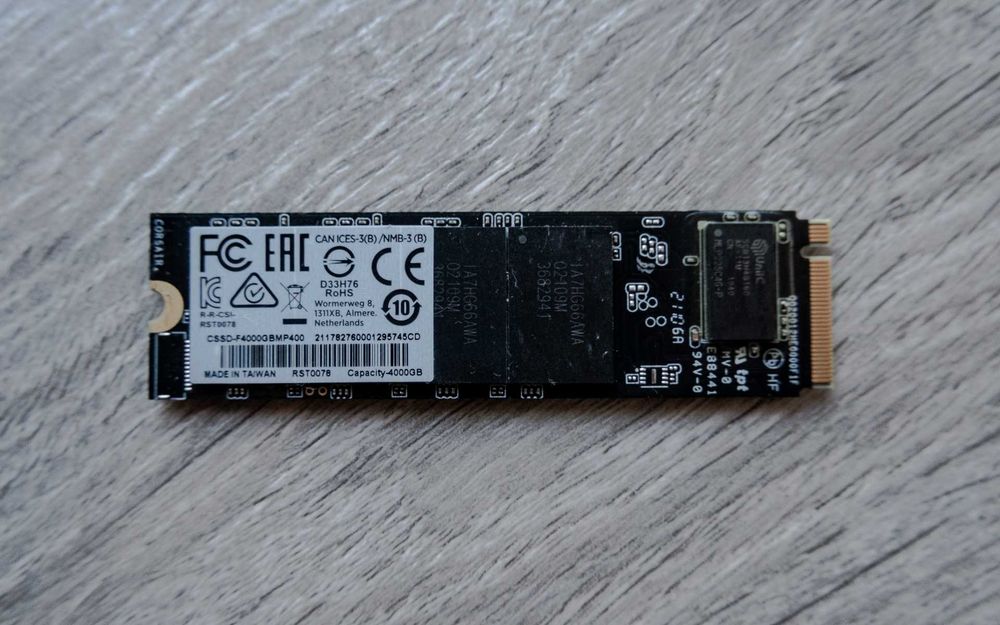 4TB Nvme Corsair MP400