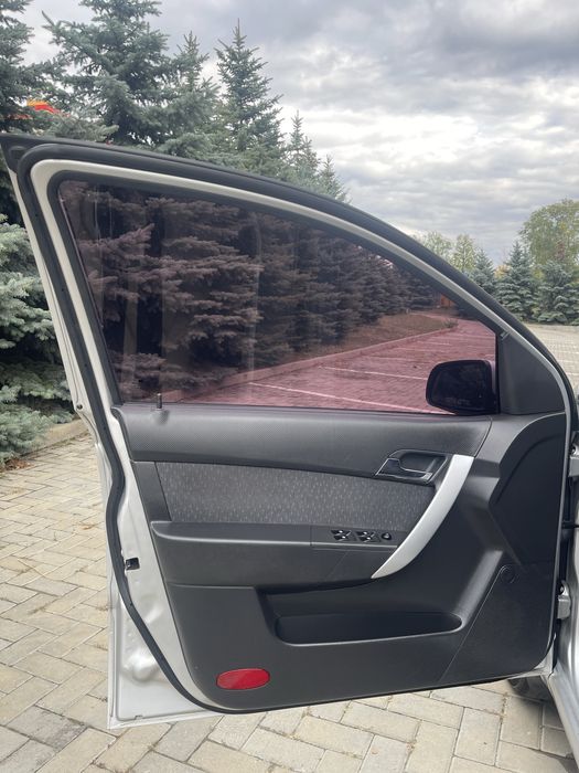Chevrolet Aveo 1.5 автомат газ/бензин T250
