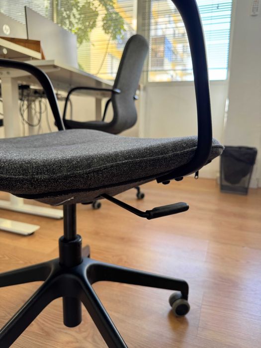 Cadeira de Trabalho IKEA LÅNGFJÄLL – Excelente Estado