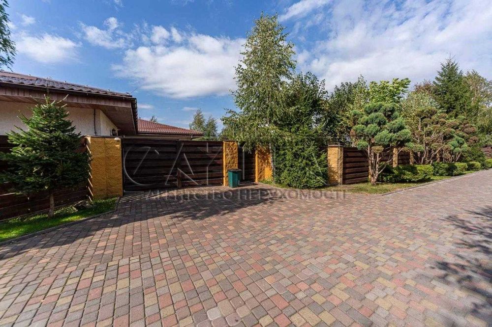 Оренда / Будинок/  Автономний / 232 м2 / Польова, Березівка /КМ Berezivka Village Club / Вілидж Клаб
