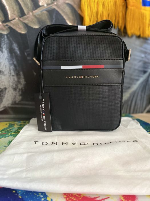 Чоловіча сумка через плече Tommy Hilfiger