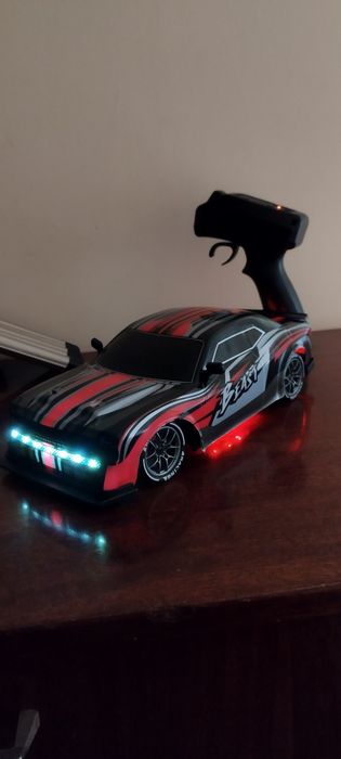 Дрифт Машинка Dodge Challenger 1:16 з Super Led і 4WD