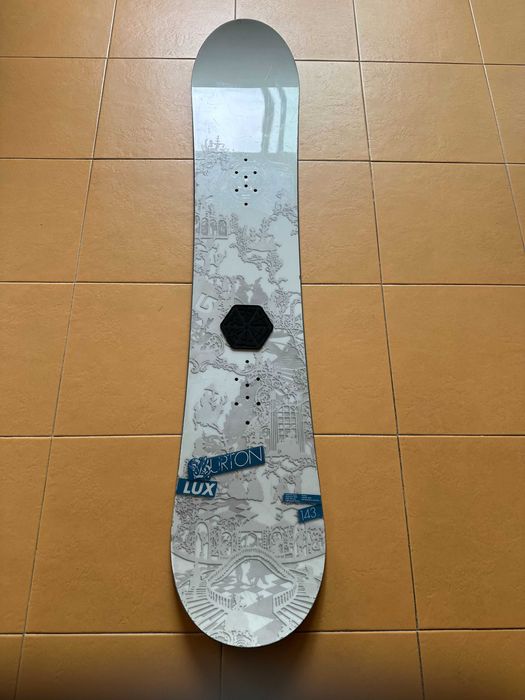 Prancha Snowboard Burton Lux 143