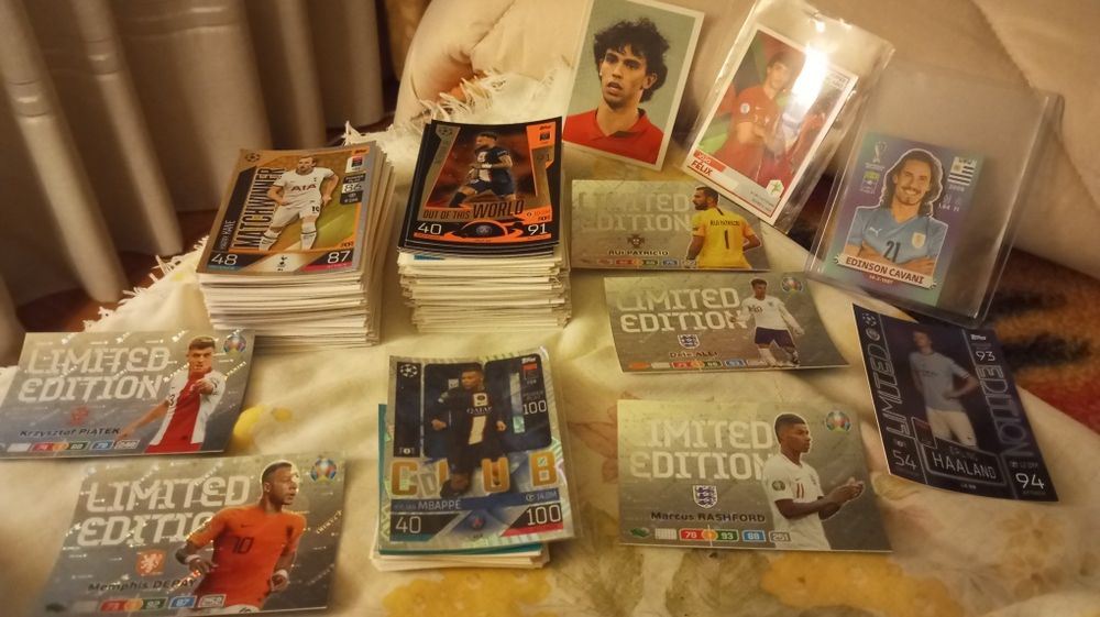 Lote de mais de 1100 cromos e cards