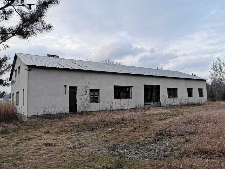 Budynek gospodarczy na dużej działce Otwock, Sobienie Biskupie