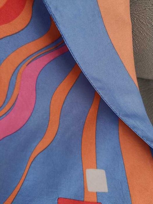 Вінтажний шовковий платок з абстрактним принтом у стилі Emilio Pucci