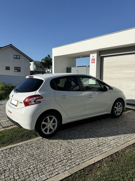 PEUGEOT 208 1.2 Allure - C/NOVO