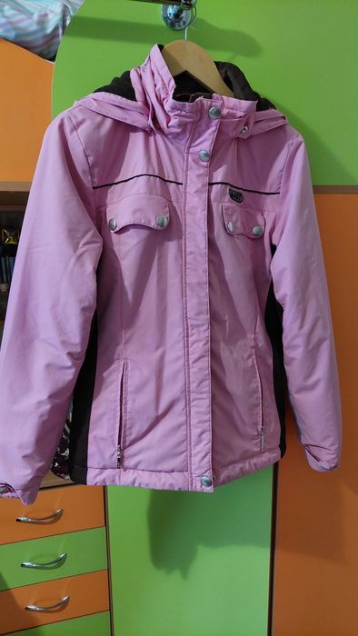 Продам жіночу куртку