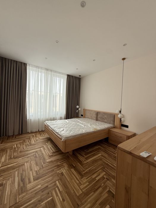 Продаж новенького котеджу з ремонтом