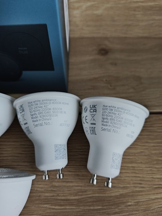 Sprzedam Nowy zestaw żarówek Hue white ambiance 5W GU10