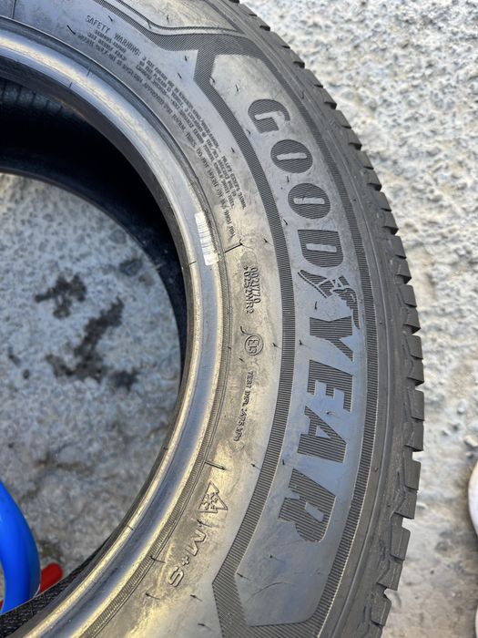 235/65R16C Goodyear Vector 4Seasons Cargo 4шт 2023-2024рік
