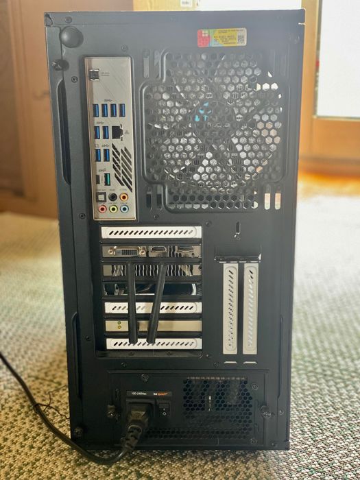PC Workstation 16 Cores / 32 Threads | 64GB RAM | SSD + 4TB | Threadripper