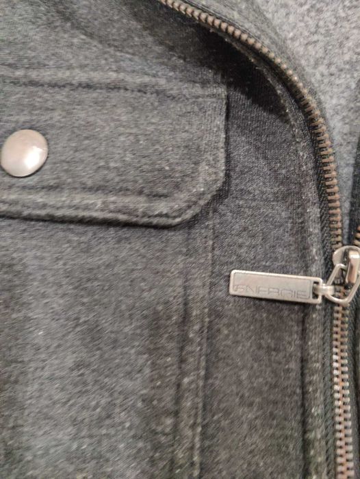 Casaco em tecido grosso Energie tam XL em muito bom estado