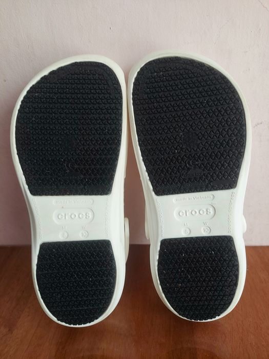 Тапочки шлепанцы Сабо Crocs Bistro оригінал 


Стан класний 

Розмір п