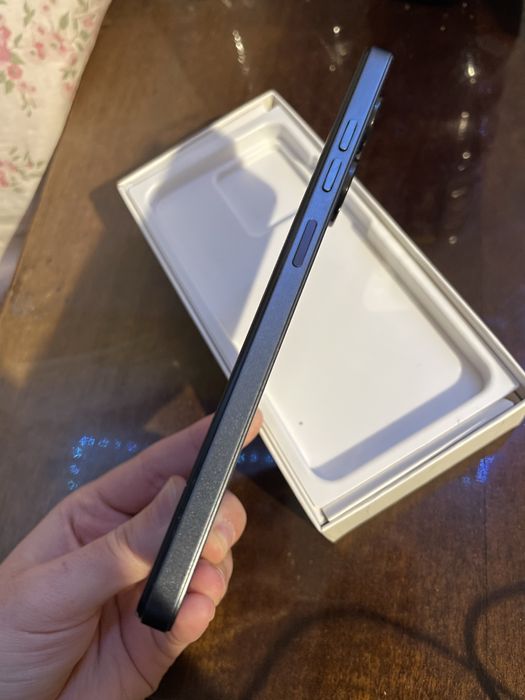 Телефон Tecno spark 20c