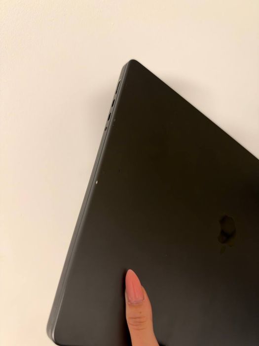 Apple MacBook Pro 16 with Apple M3 Pro, 512GB, 12 CPU / 18 GPU, 36GB RAM, Space Black 2023 (MRW23)