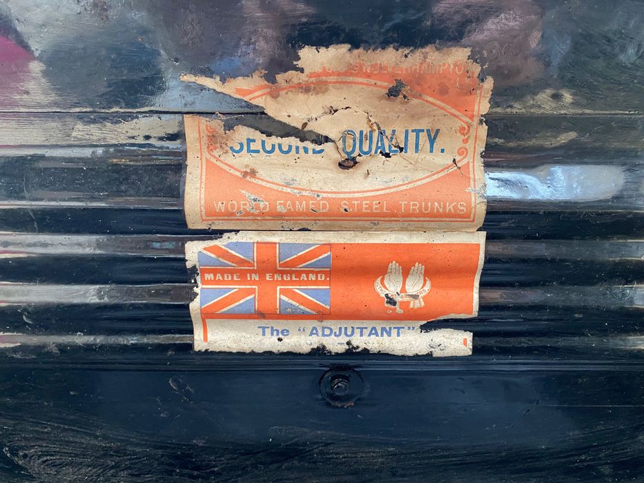 Mala Vintage de viagem em metal Inglesa dos anos 90