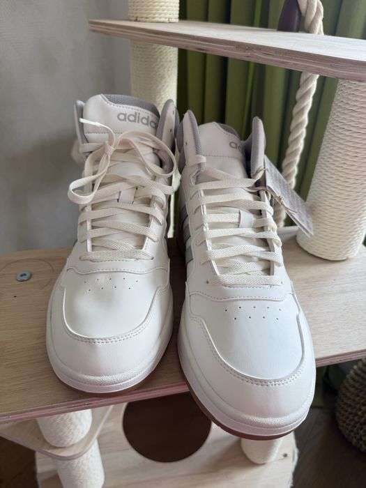 Nowe buty adidas hoops 3.0 44 2/3