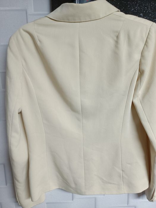 Żakiet jasny r 38