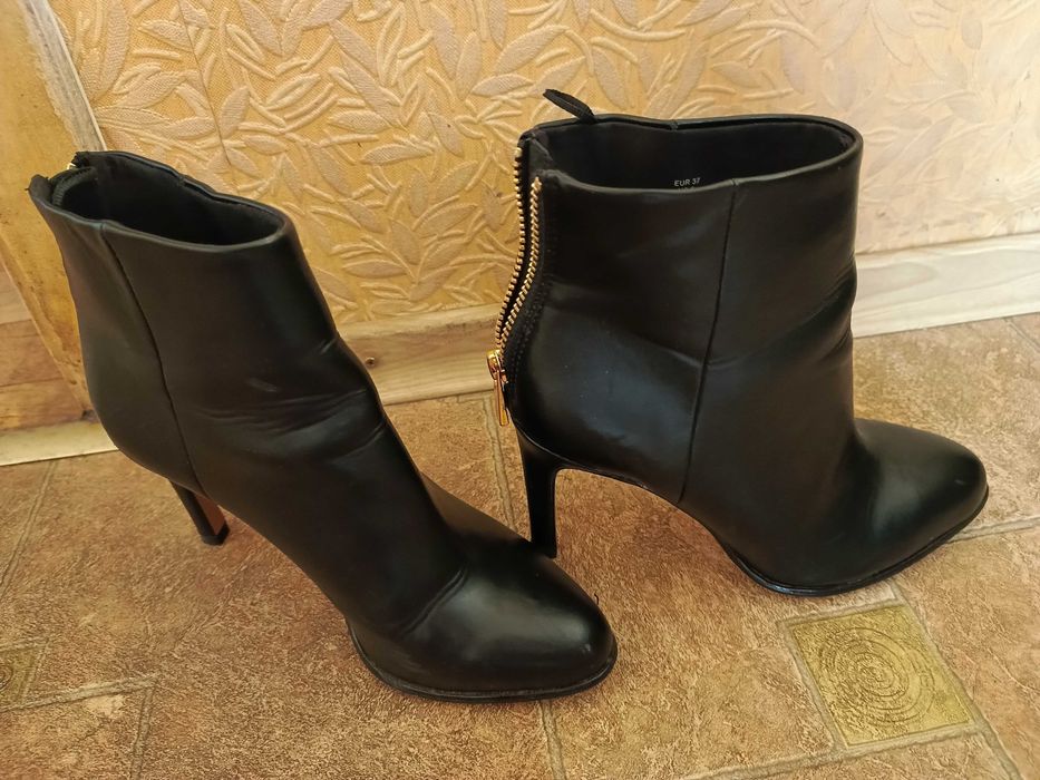 Продам стильные ботинки H&M в отличном состоянии недорого