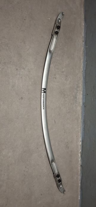 Barra AA frontal Bmw e8x