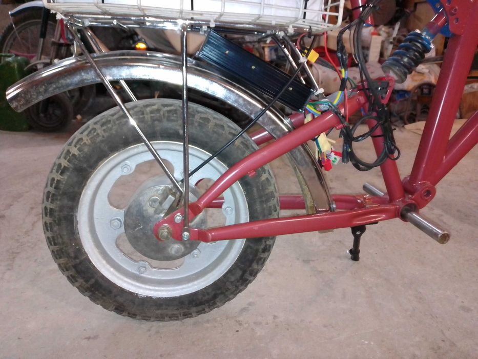 Продам электроскутер.