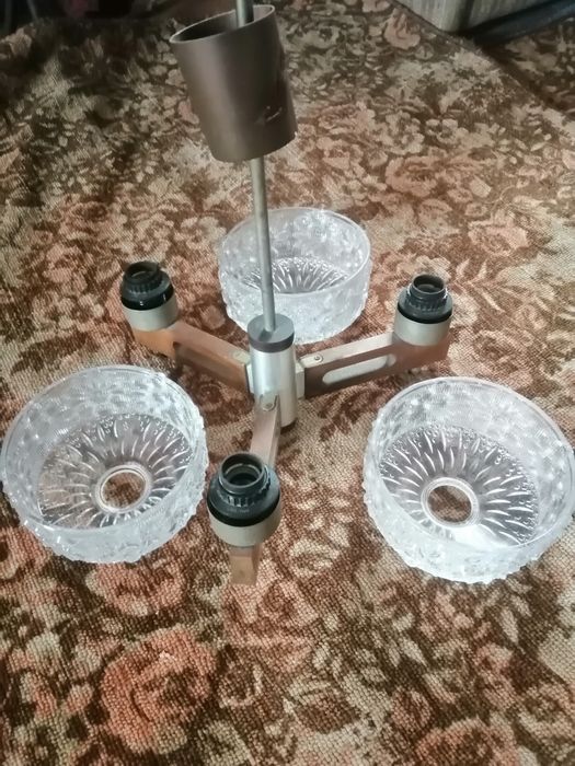 Люстра на 3 плафона