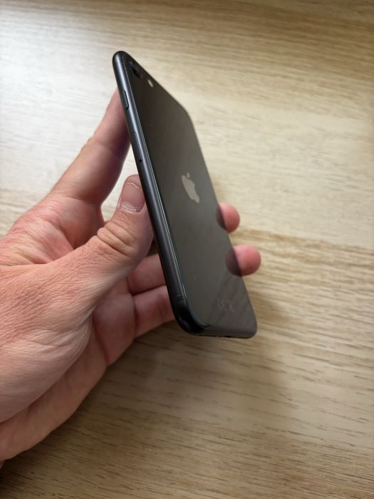 iPhone SE 2020 64GB