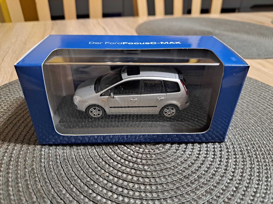 Ford C-Max mk1 srebrny Minichamps 1:43