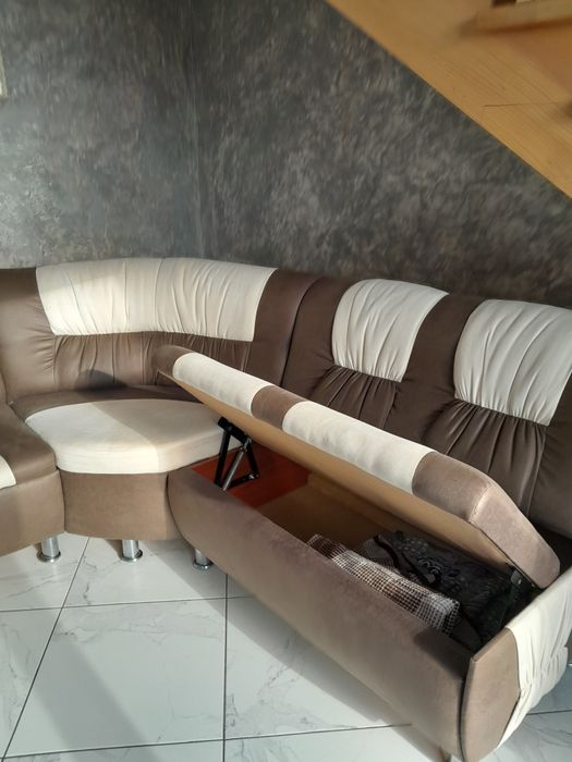 Продам диван кутовий