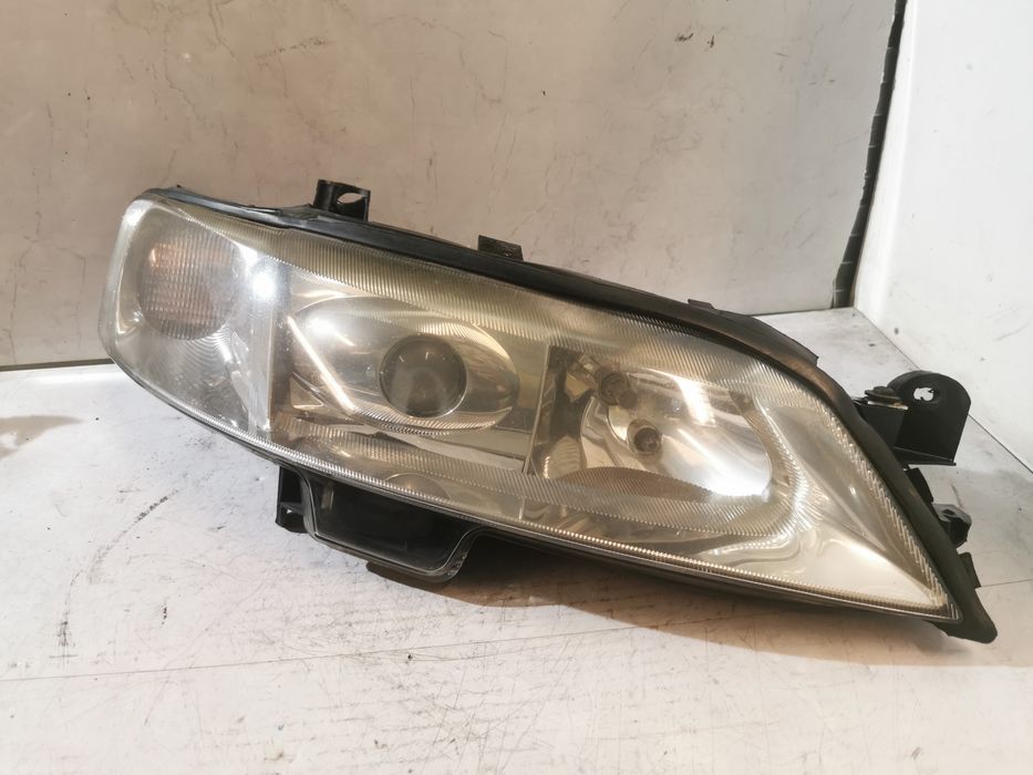 Lampa Xenon Prawa Prawy Przód Opel Vectra B Europa