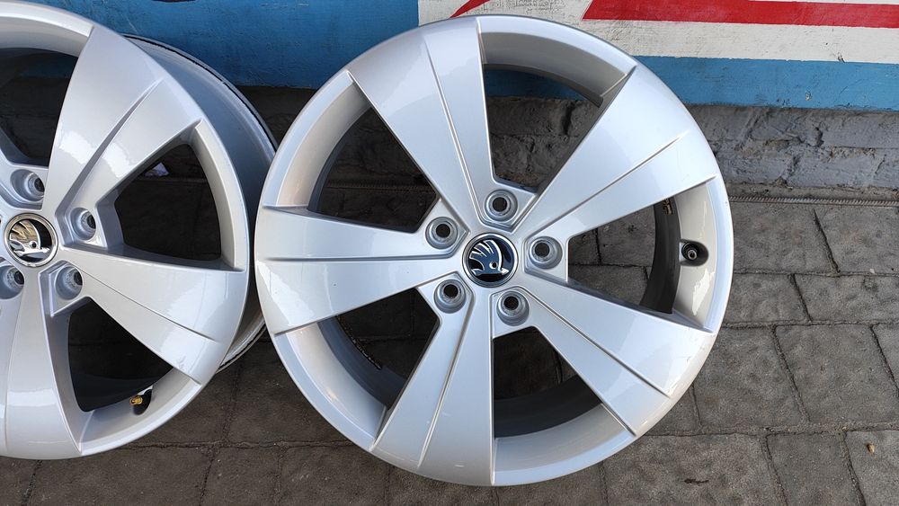 Оригінальні диски Skoda 5*112 R17 5/112 17 ET - 41