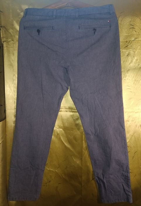 Tommy Hilfiger chinos
