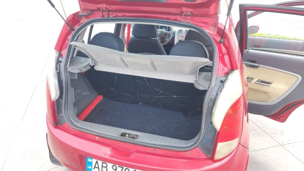 Продам ВЛАСНУ Cherry Kimo 2011 рік