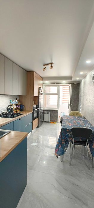 Продам з ремонтом 3к.кв. з газом!