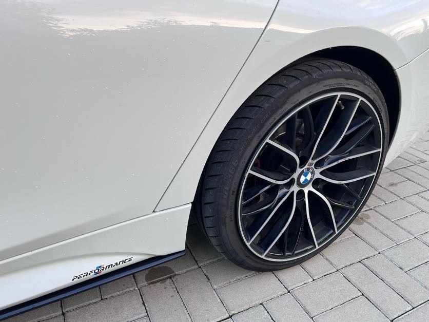 BMW 318 d Pack M