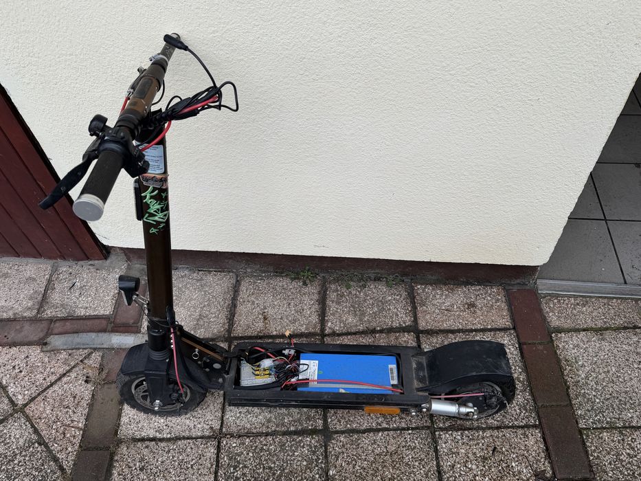 E-Scooter IO HAWK Exit-Cross-Premium