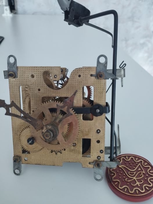 Часовой механизм для настенных часов  с кукушкой