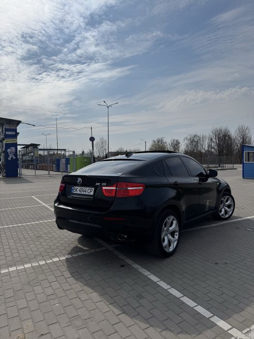 Bmw x6 2009 року