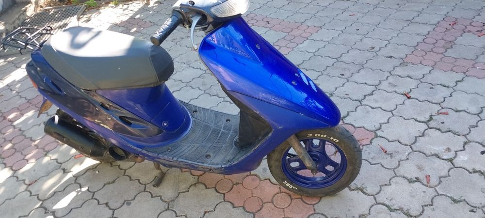 Продам скутер хонда дио 27 в хорошем состояние