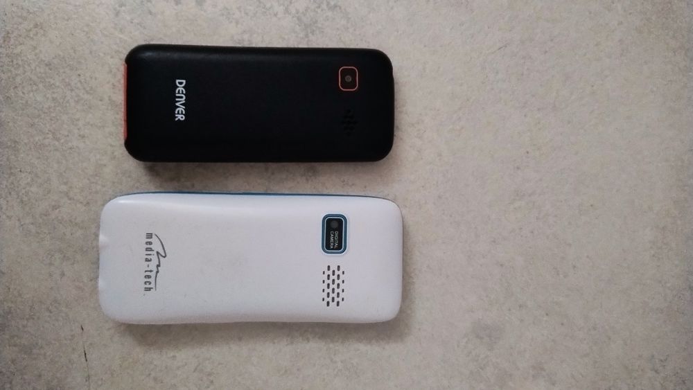 Sprzedam dwa telefony, stan nieznany