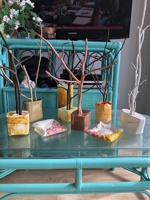 Suporte para vasos, velas e outros artigos