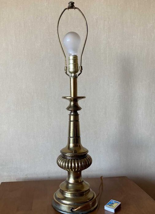 Лампа интерьерная настольная или на пол. h-70 cm. вес 3,66 кг