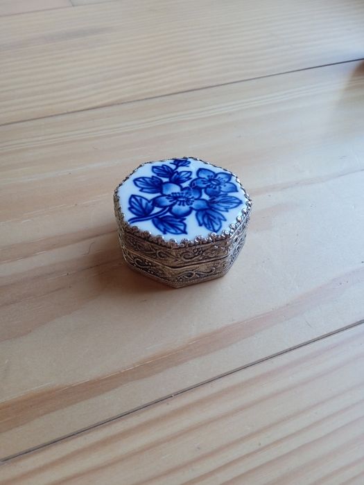 Pequeno Guarda jóias