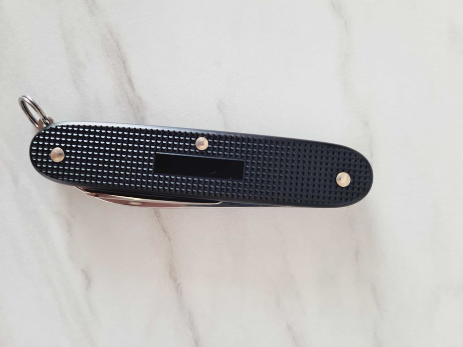 Victorinox Pioneer Alox Black + opakowanie